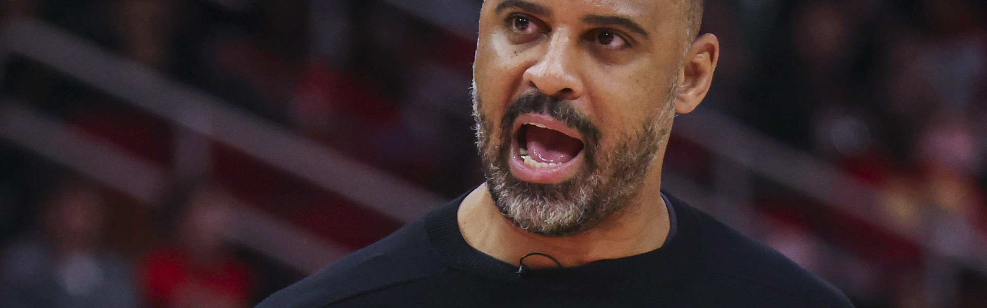 世界杯官方app-乌度卡谈获胜：三节末四节初的5-6分钟定胜势 期间我们打得很努力